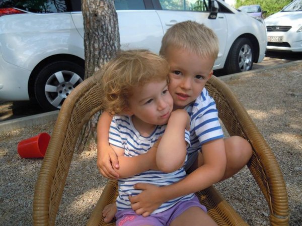 10534632_672801146139500_8202278087273325765_n